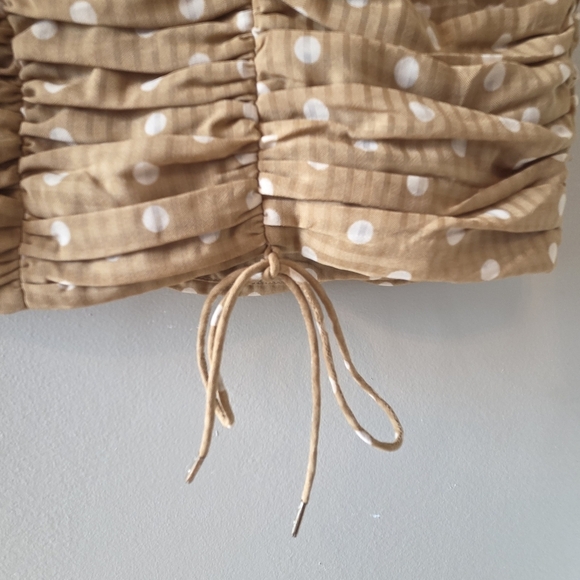 Finders Keepers Rosie Tan Polka Dot Ruched Fitted Feminine Mini Dress Size Small - Picture 11 of 16